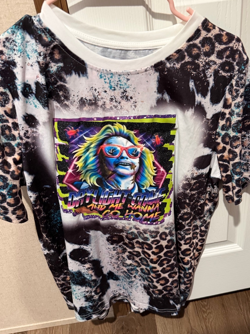 Women’s Graphic Tee - Neon Multicolor Leopard print